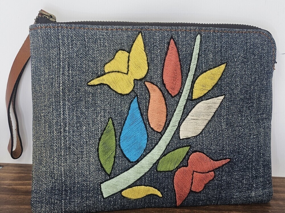 Patricia Nash Cassini Leather Stonewashed Denim Embroidered Floral Wristlet Lrg
